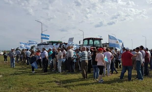 Productores de todo el país se movilizan contra las medidas del Gobierno y en defensa de la propiedad privada