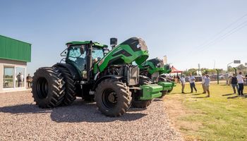 Sembradora y tractor a US$ 320.000, con pago en soja: en un test drive inédito se podrá comprar maquinaria con precios promocionales