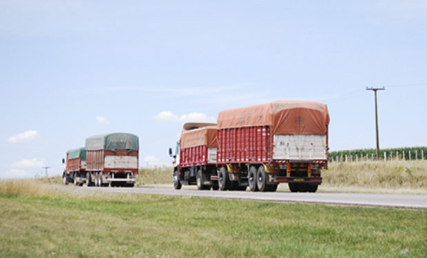 Transportistas de Entre Ríos evalúan medidas de fuerza tras no acordar la tarifa con la Mesa de Enlace provincial