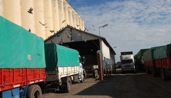 Córdoba: tercer aumento del año en el transporte de granos