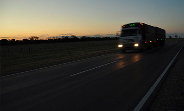 Antes de la segunda ola: piden que los conductores de camiones sean “personal estratégico” y reciban vacuna por Covid-19