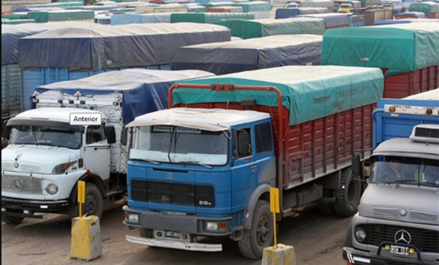 Hasta anoche, el discurso de los dirigentes del transporte permanecía inconmovible.