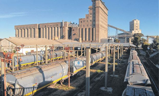 Argentina transportó en el 2015 cerca de 18,4 M de Tn. de cargas.