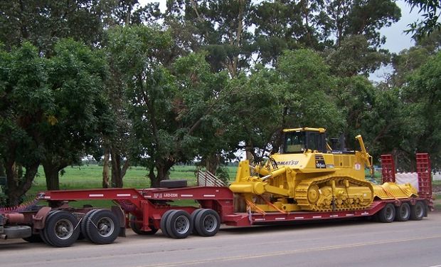 Leo-Cor S.R.L fabrica diferentes productos para el transporte vial y agrícola, de acuerdo a las necesidades del cliente y del mercado.