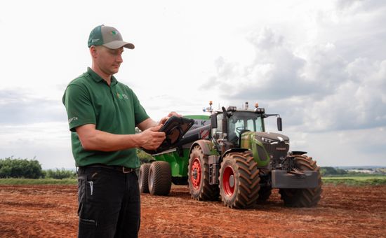 Tecnologia da PTx apresentada na Alemanha ganha movimento no país e leva controle remoto e mais eficiência ao campo