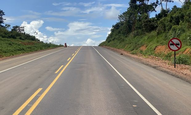 Trecho já asfaltado de parte da BR-163, que liga Miritituba a Novo Progresso, no Pará (PA). (foto - arquivo Agência Brasil)