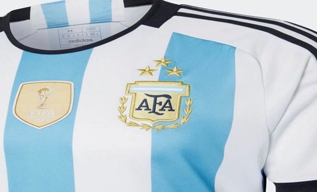 Cuánto sale y cómo comprar la camiseta de la selección argentina con tres estrellas