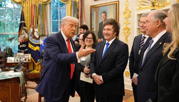 Trump quiere comprar más carne argentina: "Los argentinos están luchando por su vida, no tienen plata", dijo ante la crítica de los farmers por la ayuda de US$ 20.000 millones