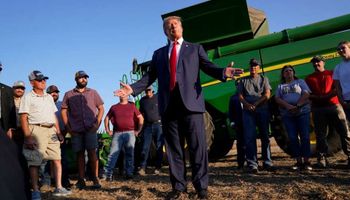 Trump subsidia a los farmers: cuánto paga por cada acre sembrado de soja y maíz 