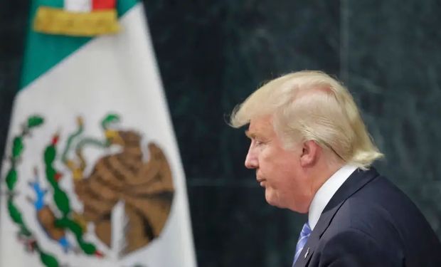 Enquanto Trump disputa com México, Brasil negocia aves e suínos