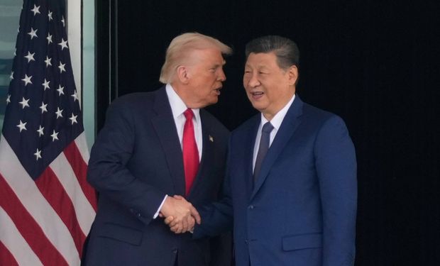 China compró diez cargamentos de soja a Estados Unidos a pesar de pagar más caro: la llamada que destrabó la negociación