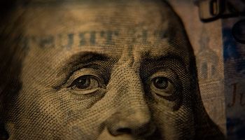 Dólar blue hoy: a cuánto cotiza este lunes 10 de julio y cuál es la brecha con el dólar Banco Nación