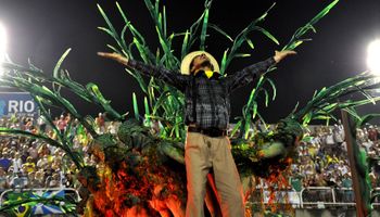 Foliões “devem” o Carnaval triplamente à agricultura