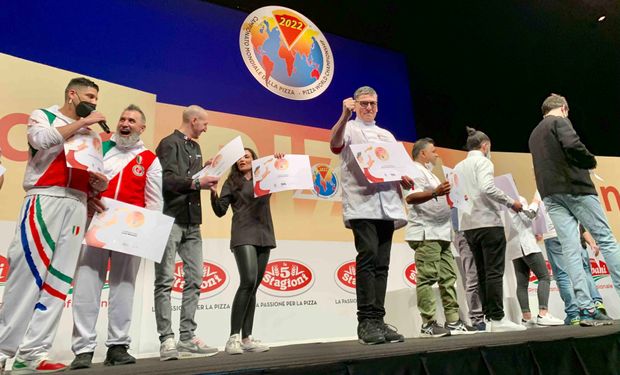 Entrega de premios, equipo argentino