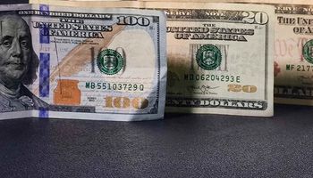 Dólar blue hoy: a cuánto cotiza este viernes 5 de mayo y qué pasa con el CCL y el MEP
