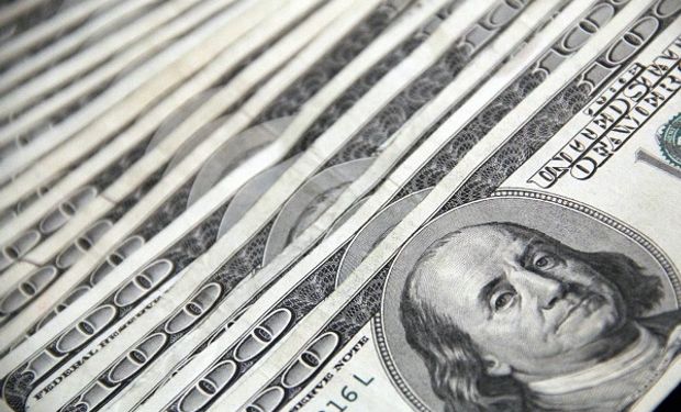 Dólar hoy: a cuánto cotiza el dólar blue y cuál es la brecha con el dólar Banco Nación este vienes 24 de febrero