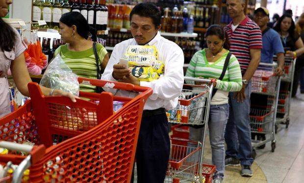 Las importaciones son controladas por funcionarios bolivarianos.