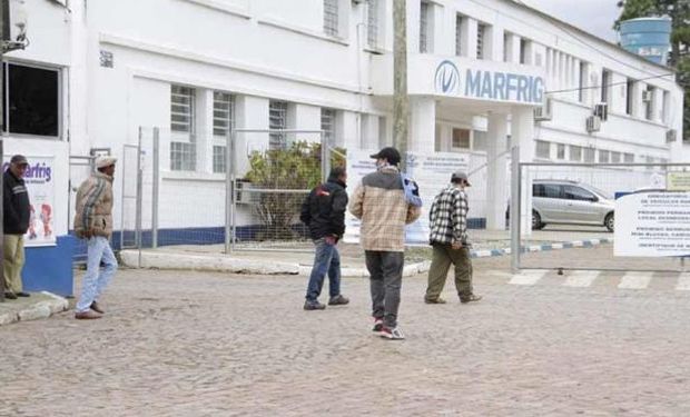 Venta de tres plantas de Marfrig se define este mes