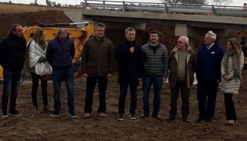 Macri, con tamberos y agricultores: inundaciones y las obras para “seguir haciendo”