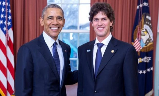 Barack Obama, Presidente de Estados Unidos; y Martín Lousteau, Embajador Argentino en Estados Unidos.