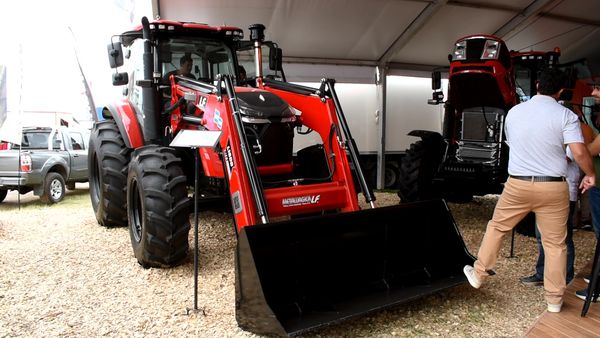 tractor