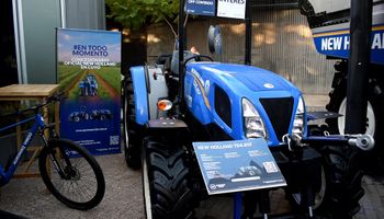 Así es el nuevo tractor de New Holland que llega con mejoras en transmisión y frenos