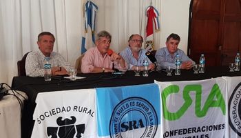 "Va a terminar en una medida fuerte": la Mesa de Enlace anunció el plan contra el cierre de exportaciones