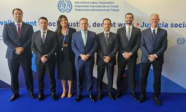 Evento reúne representantes de governos, empregados e empregadores em Genebra para discutir relações de trabalho no mundo