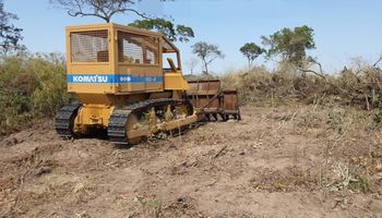 Operação contra desmatamento apreende seis máquinas e correntões em MT