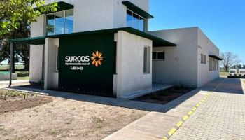 Surcos suma un nuevo incumplimiento de pago por más de 3 millones de dólares