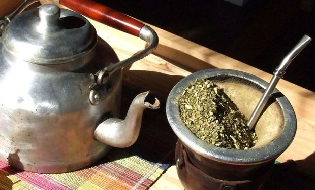 Yerba con hierbas marca Hierbital