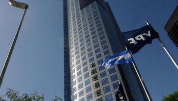 YPF informó que alcanzó “un nuevo hito histórico” en la producción de petróleo