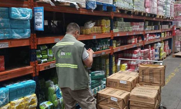 Secuestran más de 1500 kilos de yerba mate uruguaya que era comercializada en supermercados argentinos
